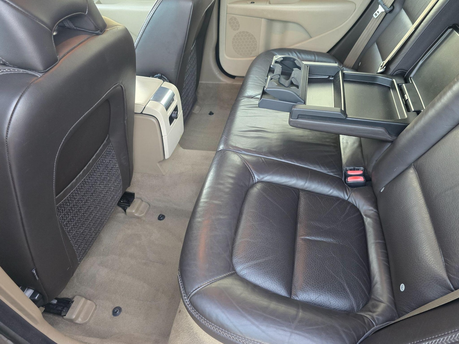 Used Volvo XC70 2011 for sale - 76572024: Photo 25