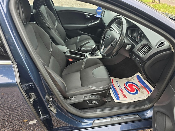 Used Volvo V40 2012 for sale - 76214354: Photo 11