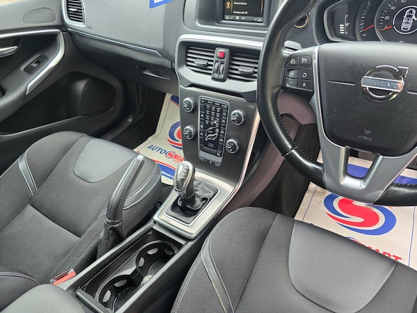 Used Volvo V40 2012 for sale - 76214354: Photo 15