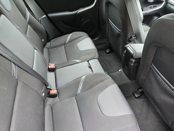 Used Volvo V40 2012 for sale - 76214354: Photo 19