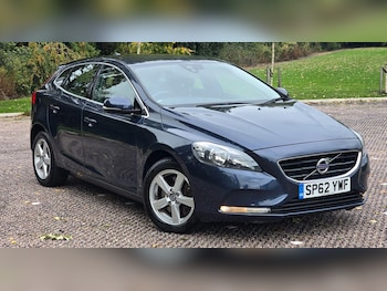 Volvo - V40