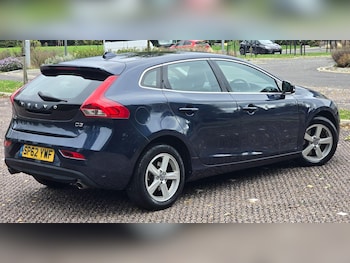 Used Volvo V40 2012 for sale - 76214354: Photo 4