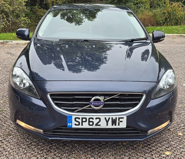 Used Volvo V40 2012 for sale - 76214354: Photo 5