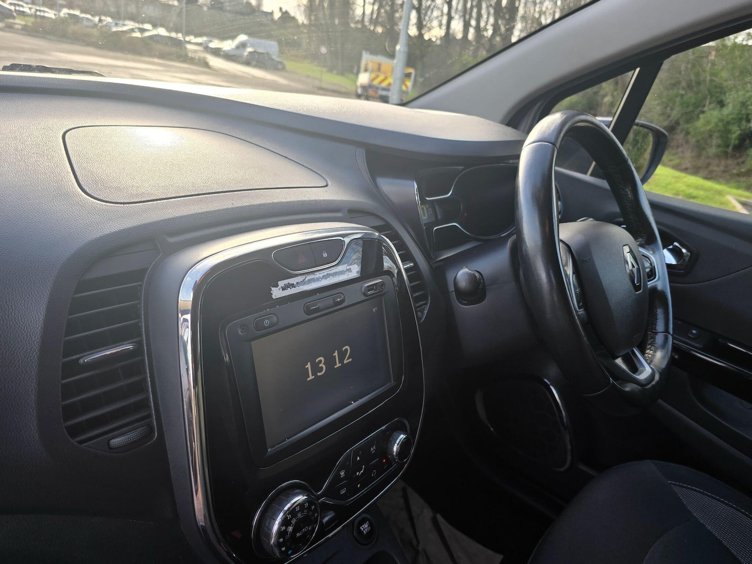 Used Renault Captur for sale - 77266728: Photo 26