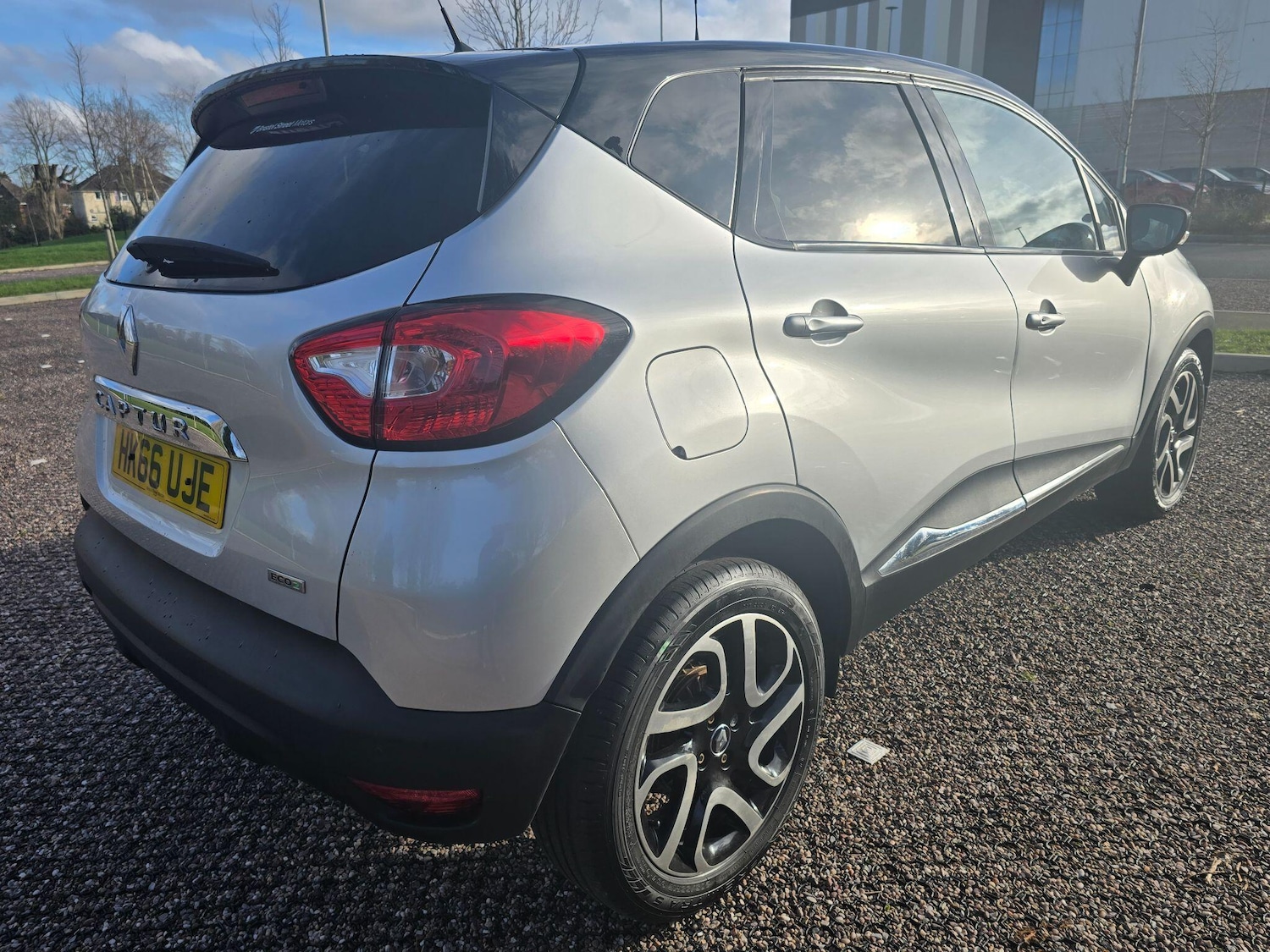 Used Renault Captur for sale - 77266728: Photo 31