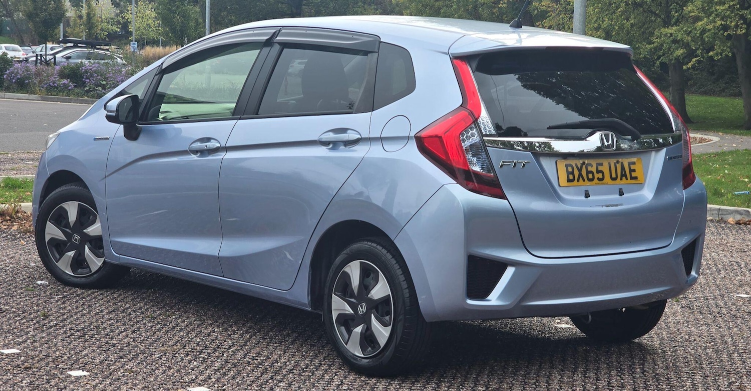 Used Honda Fit 2023 for sale - 76109041: Photo 2