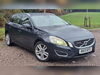 Used Volvo V60 2013 for sale - 76597214: Photo