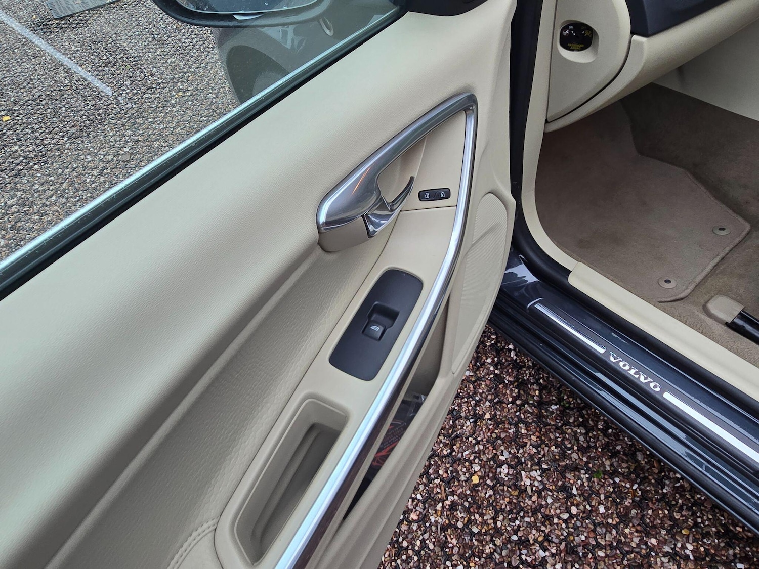 Used Volvo V60 for sale - 76597214: Photo 24