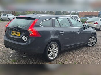 Used Volvo V60 2013 for sale - 76597214: Photo