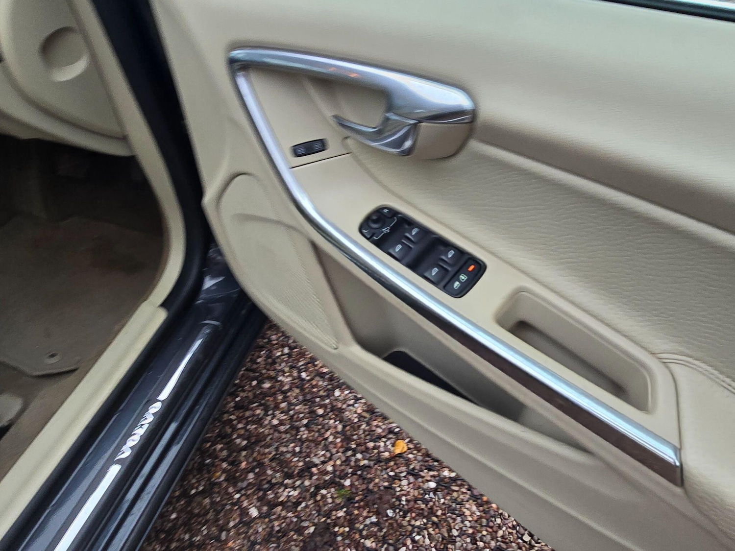 Used Volvo V60 for sale - 76597214: Photo 9