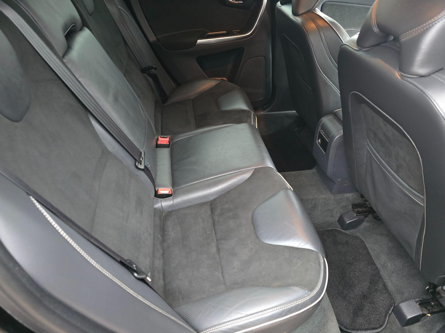 Used Volvo XC60 2017 for sale - 77060180: Photo 16