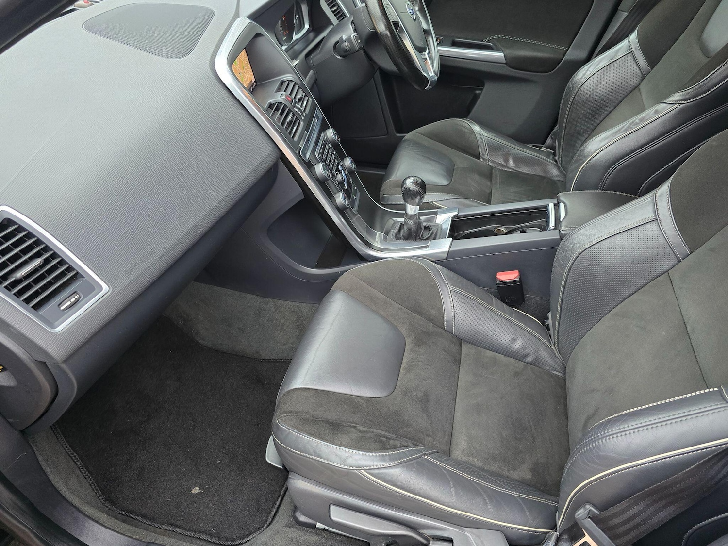 Used Volvo XC60 2017 for sale - 77060180: Photo 27