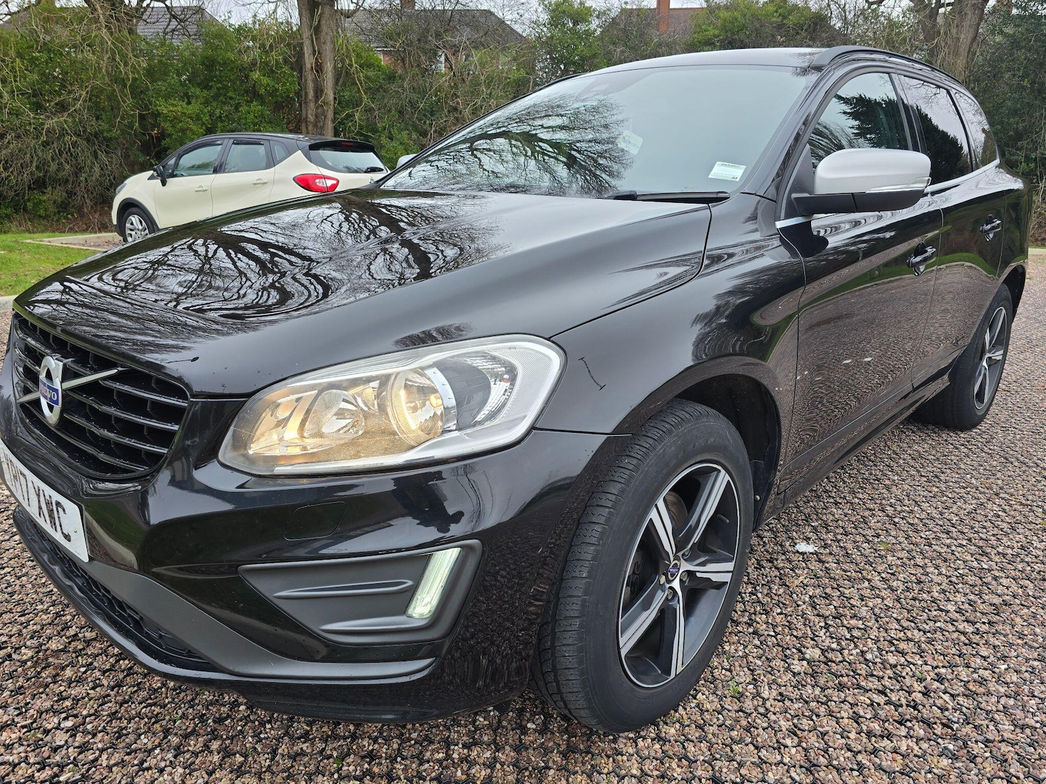 Used Volvo XC60 2017 for sale - 77060180: Photo 32