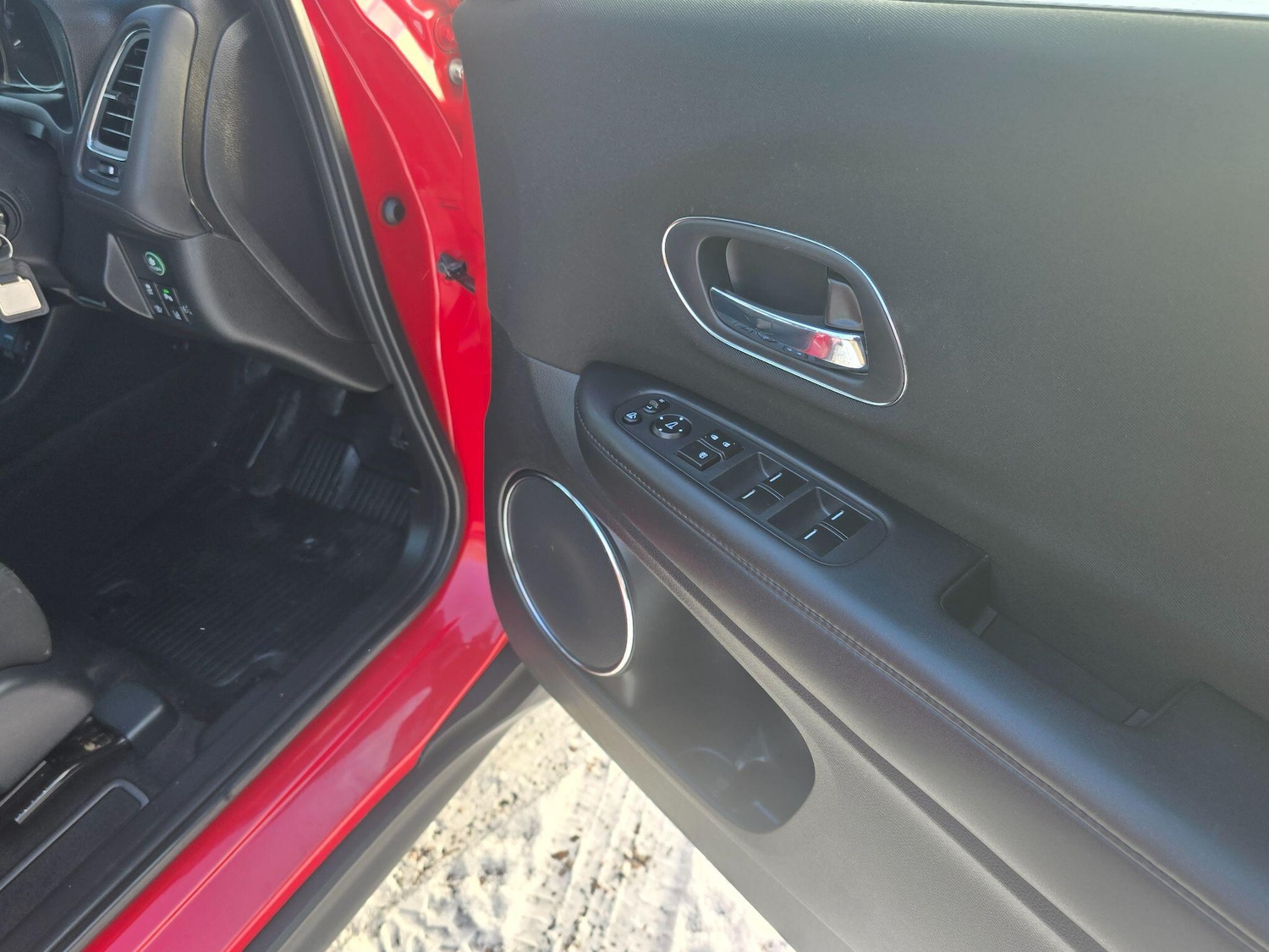 Used Honda HR-V 2016 for sale - 77109318: Photo 10