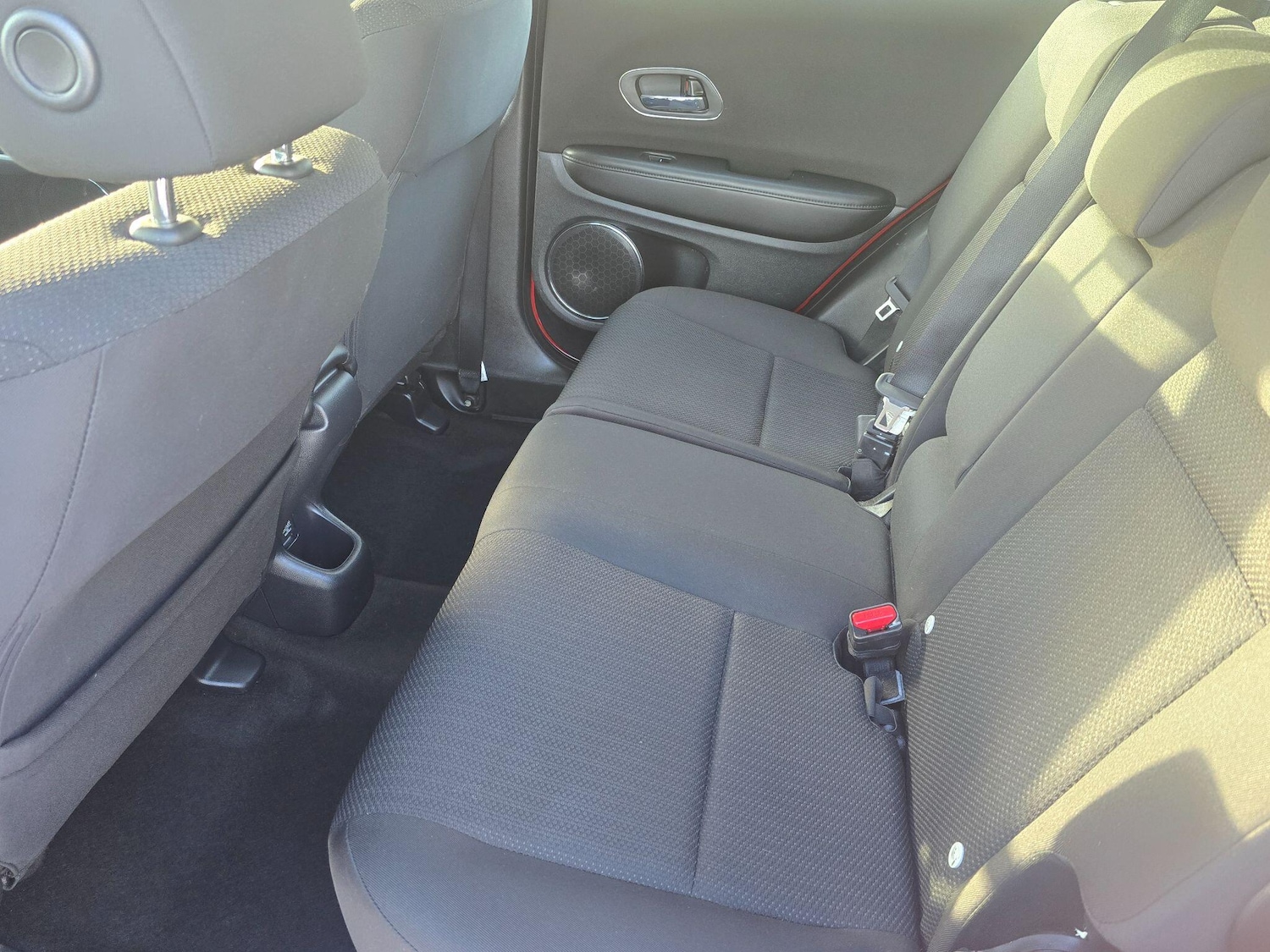 Used Honda HR-V 2016 for sale - 77109318: Photo 24