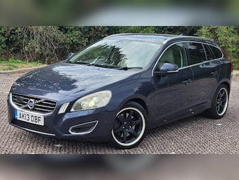 Used Volvo V60 2013 for sale - 79669104: Photo