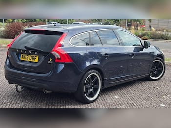 Used Volvo V60 2013 for sale - 79669104: Photo
