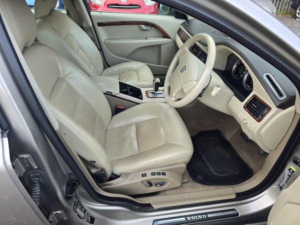 Used Volvo V70 2009 for sale - 76179315: Photo 12