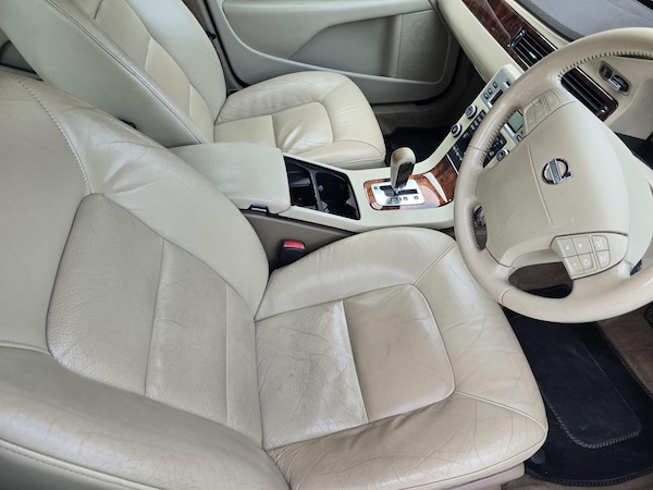 Used Volvo V70 2009 for sale - 76179315: Photo 13