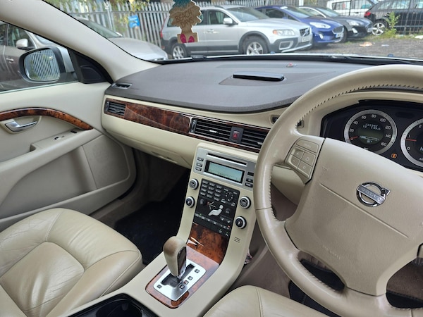 Used Volvo V70 2009 for sale - 76179315: Photo 15