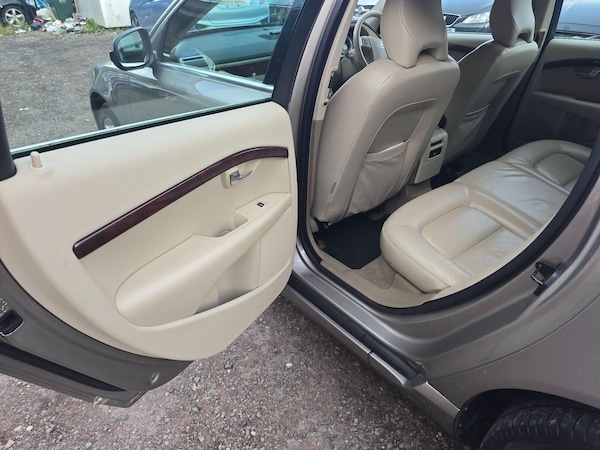 Used Volvo V70 2009 for sale - 76179315: Photo 23