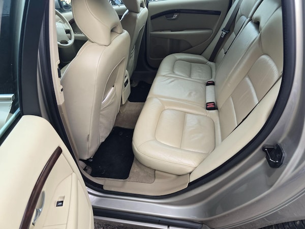 Used Volvo V70 2009 for sale - 76179315: Photo 25