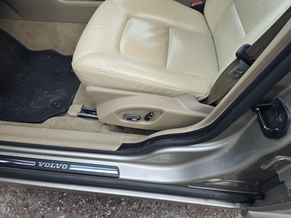 Used Volvo V70 2009 for sale - 76179315: Photo 28