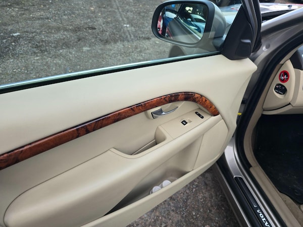 Used Volvo V70 2009 for sale - 76179315: Photo 29