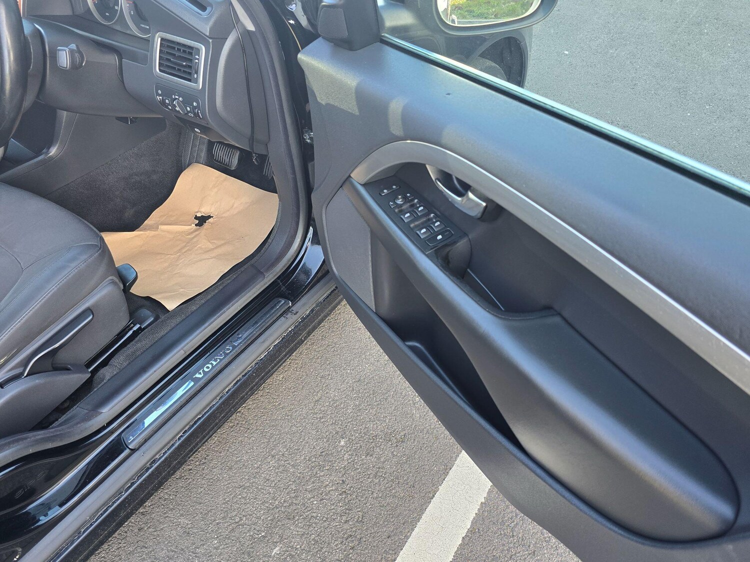 Used Volvo V70 2011 for sale - 77908618: Photo 10