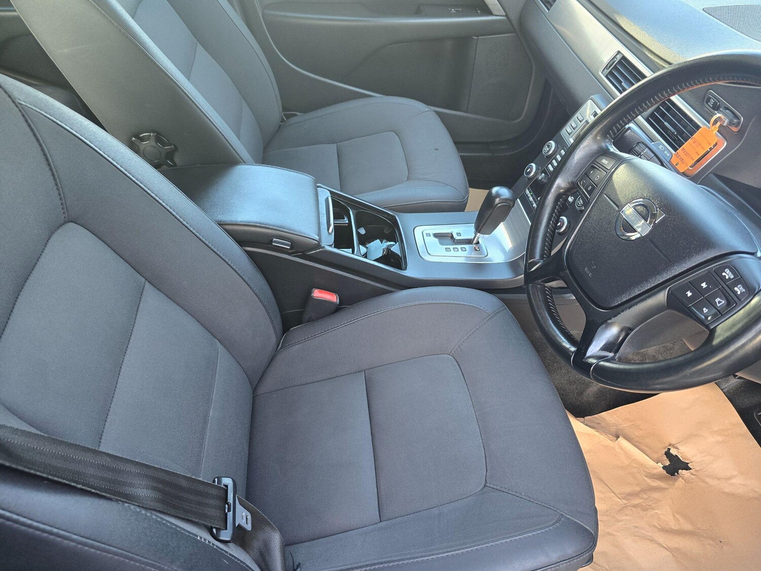 Used Volvo V70 2011 for sale - 77908618: Photo 12