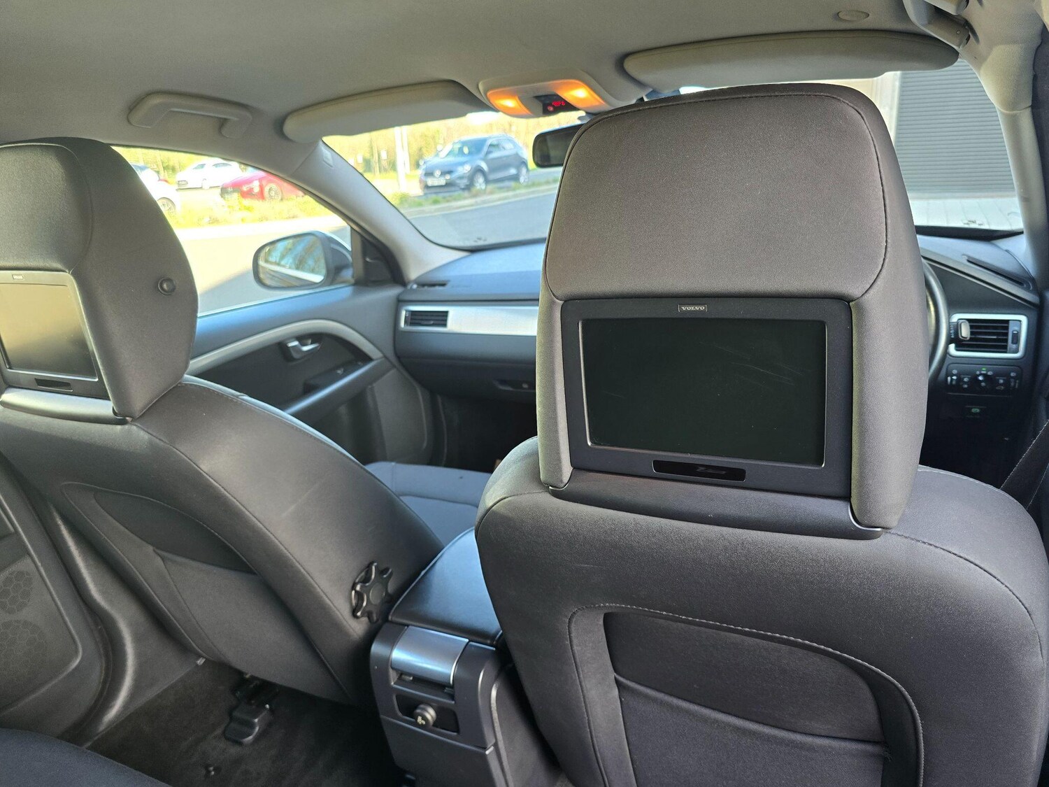 Used Volvo V70 2011 for sale - 77908618: Photo 19