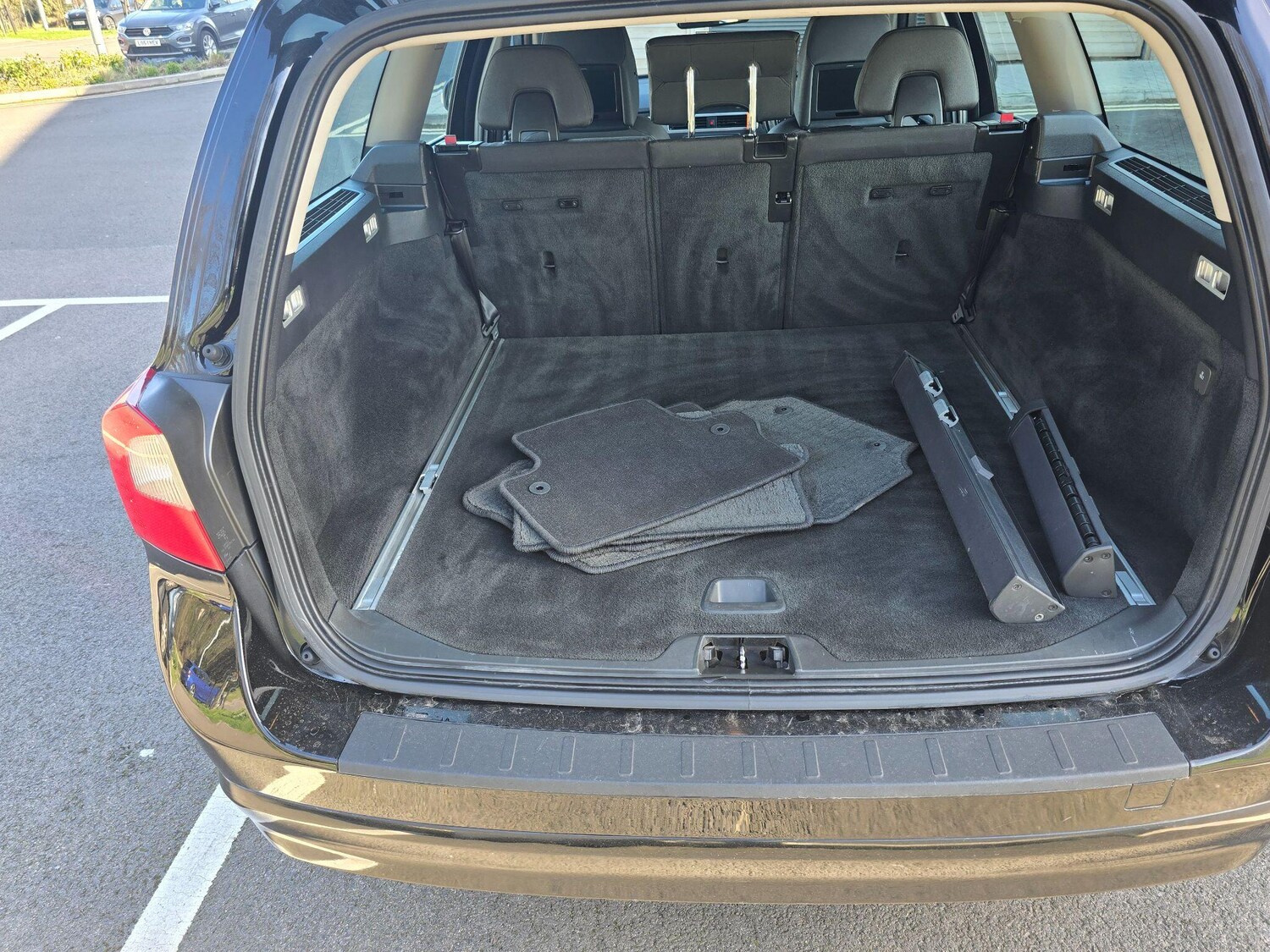 Used Volvo V70 2011 for sale - 77908618: Photo 20