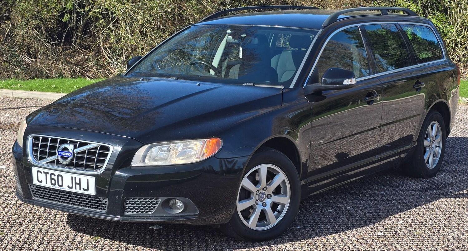 Used Volvo V70 2011 for sale - 77908618: Photo 3