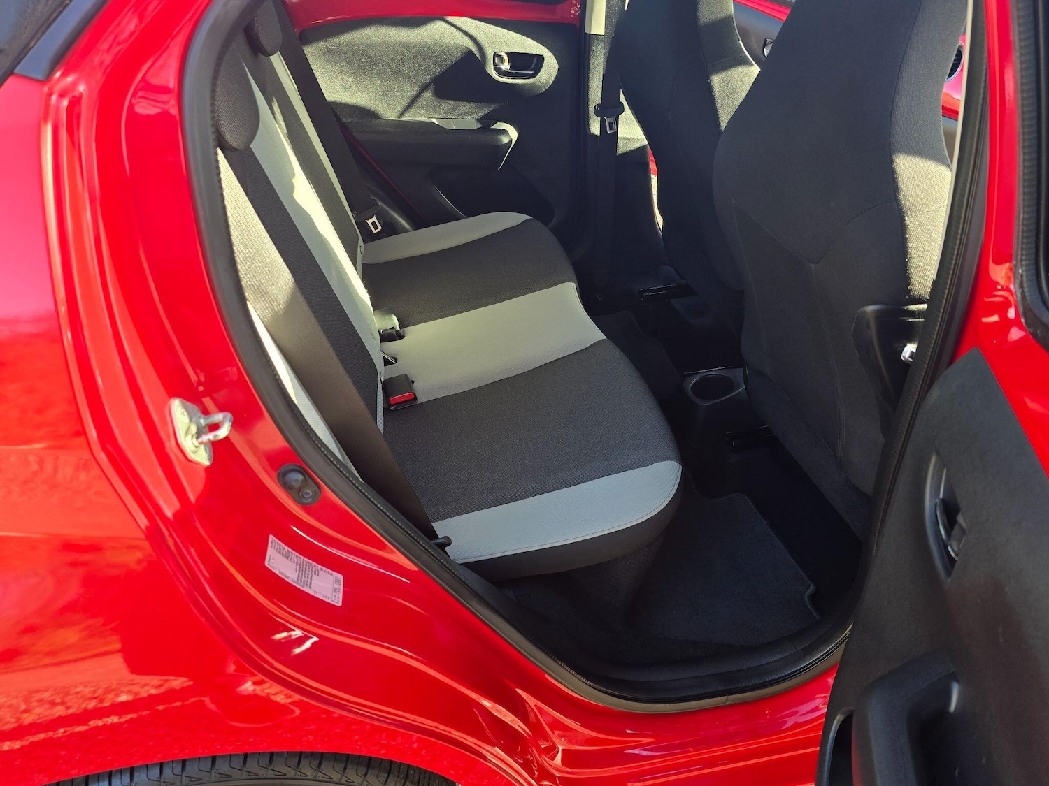 Used Toyota AYGO 2017 for sale - 76619785: Photo 16