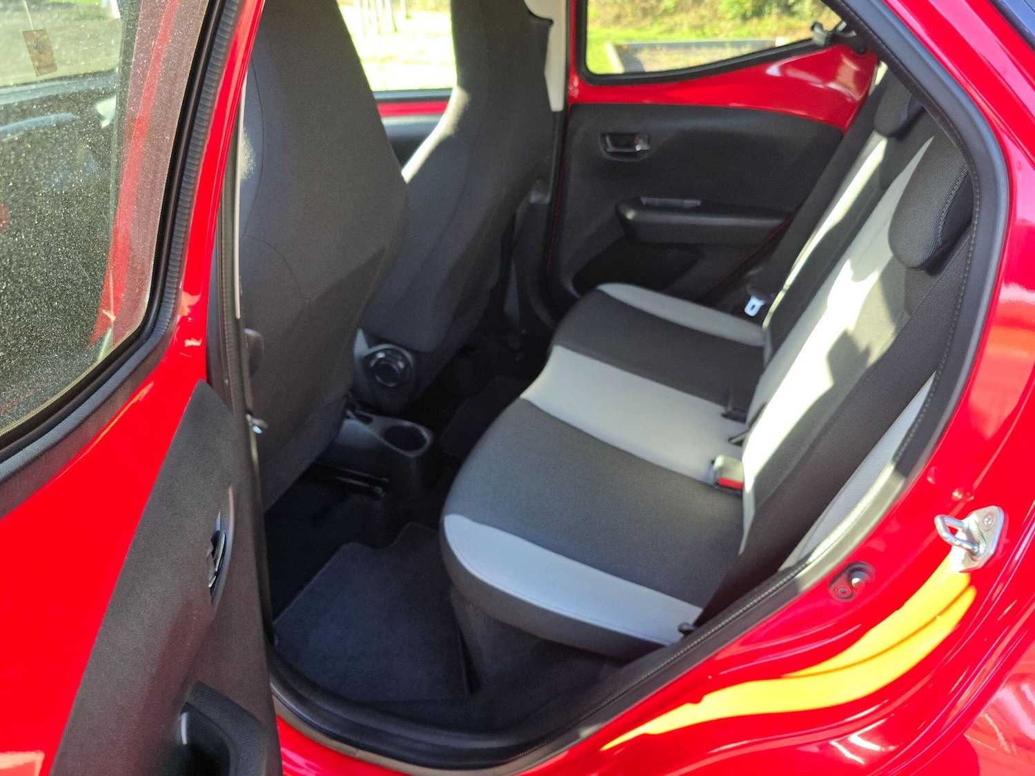 Used Toyota AYGO 2017 for sale - 76619785: Photo 22