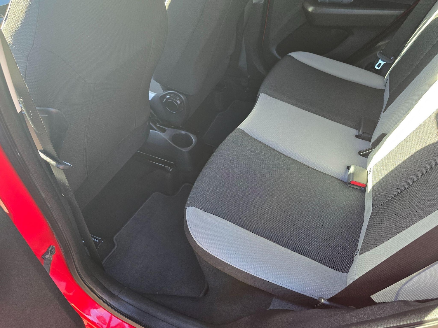 Used Toyota AYGO 2017 for sale - 76619785: Photo 23