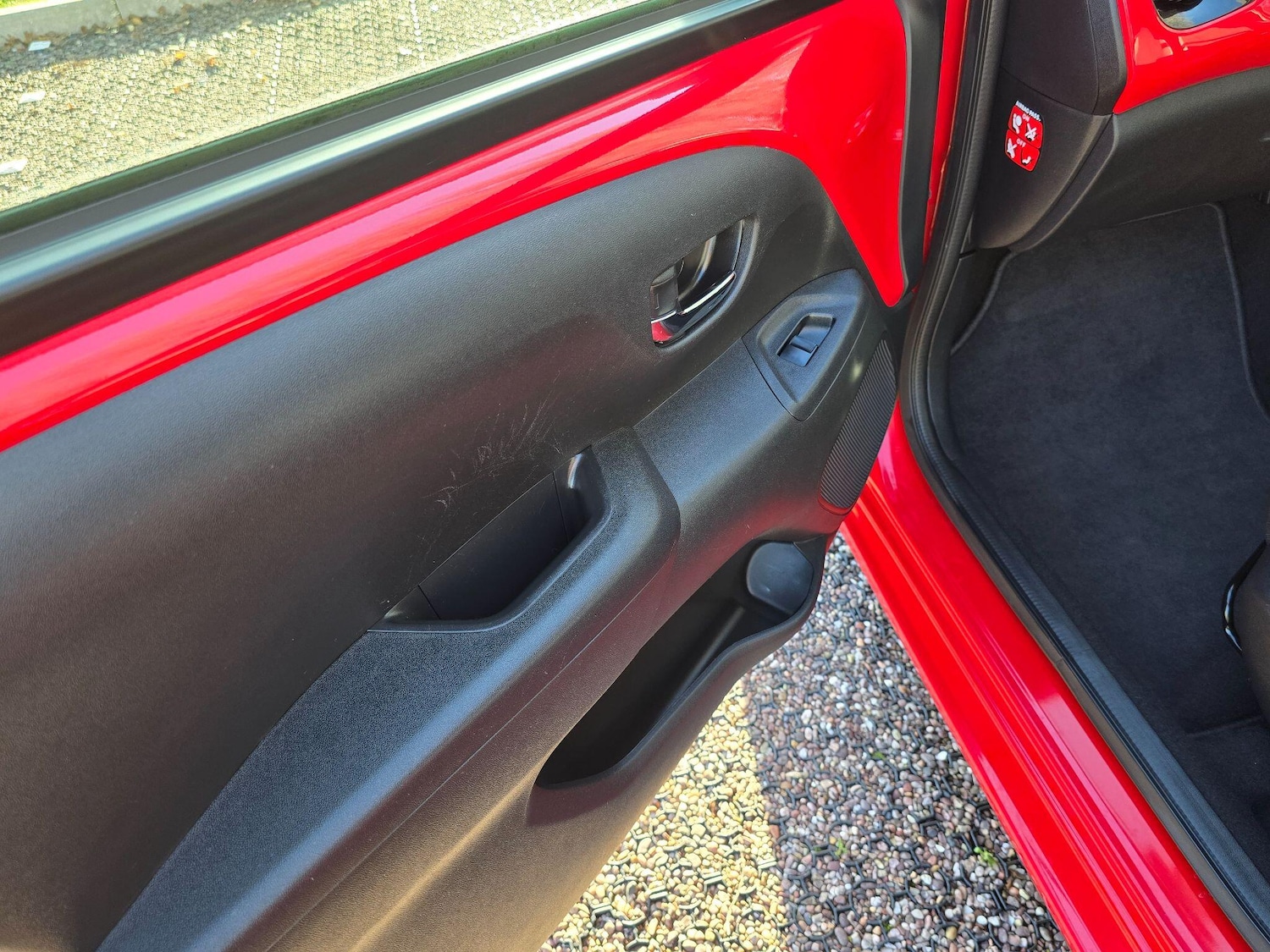 Used Toyota AYGO 2017 for sale - 76619785: Photo 25