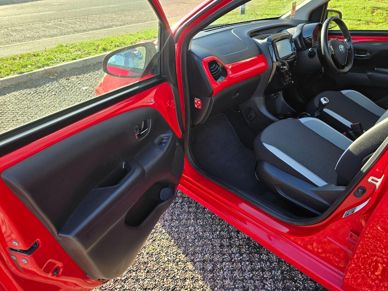 Used Toyota AYGO 2017 for sale - 76619785: Photo 26