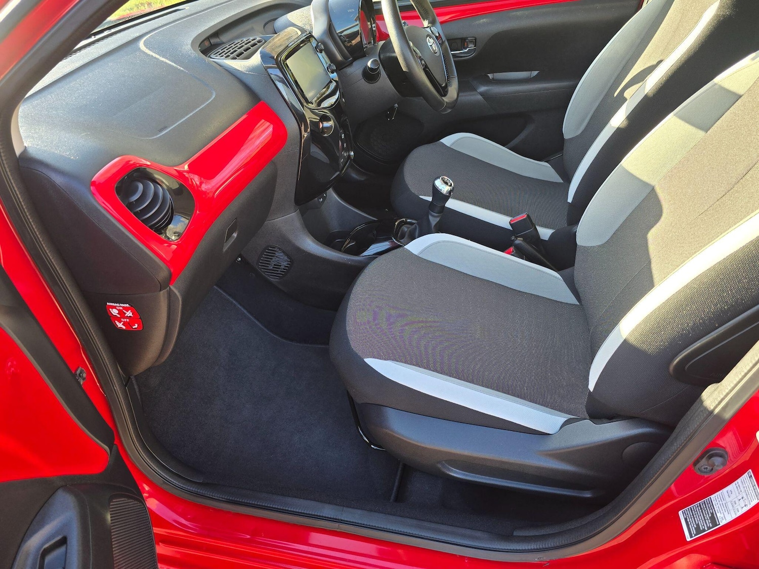 Used Toyota AYGO 2017 for sale - 76619785: Photo 27