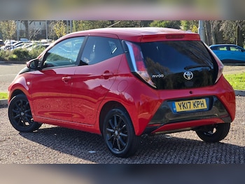 Used Toyota AYGO 2017 for sale - 76619785: Photo