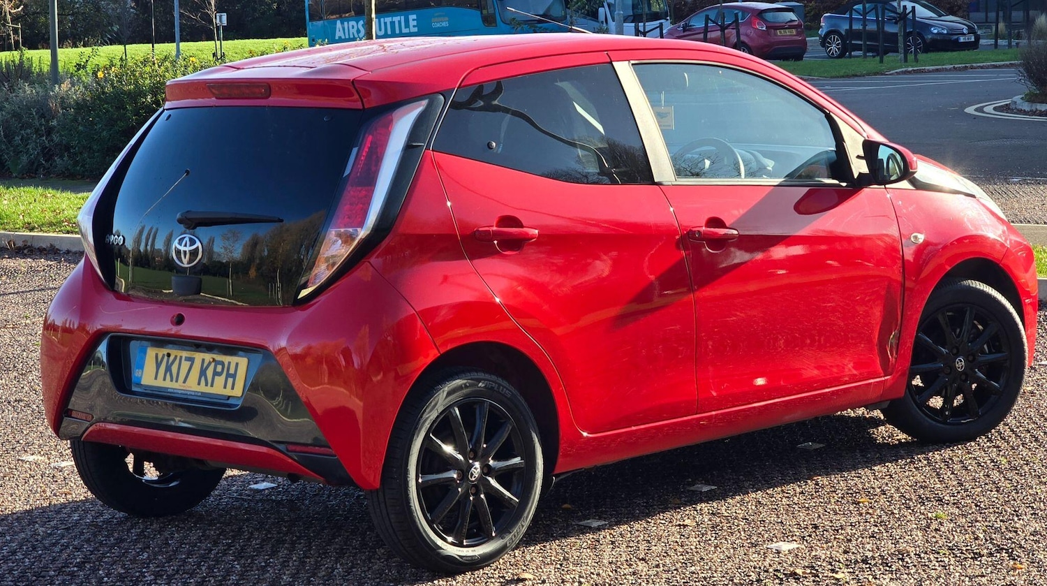 Used Toyota AYGO 2017 for sale - 76619785: Photo 4