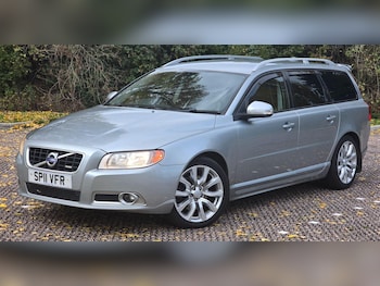 Used Volvo V70 2011 for sale - 76399295: Photo