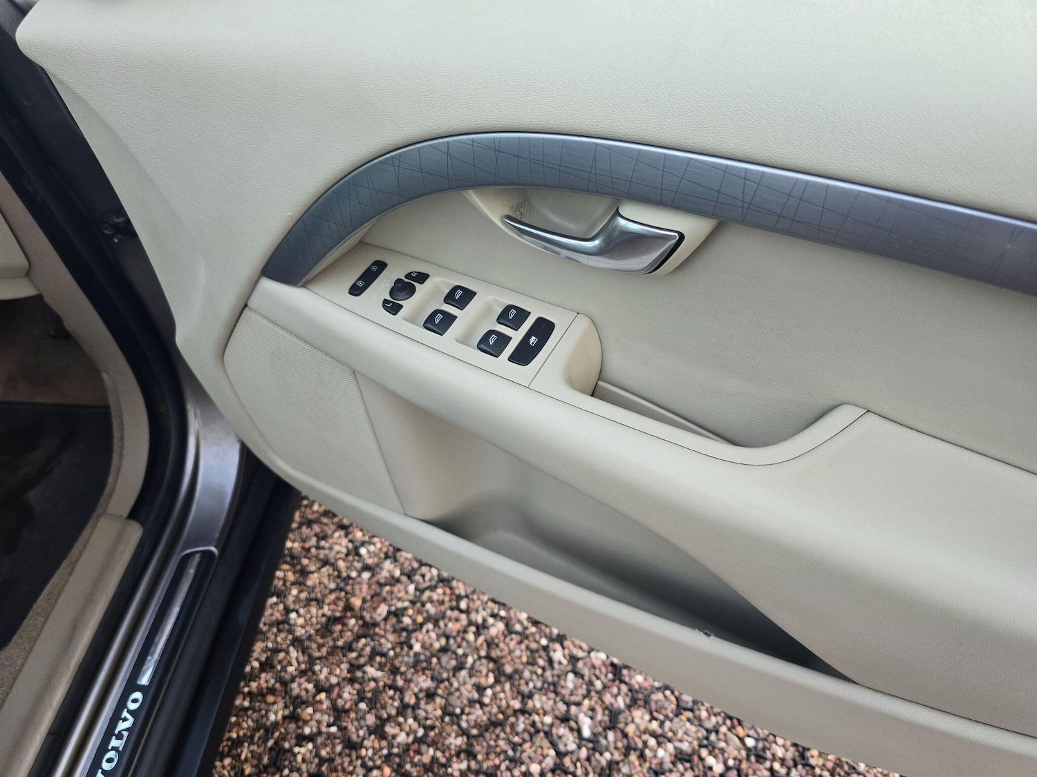 Used Volvo XC70 2011 for sale - 76990494: Photo 10