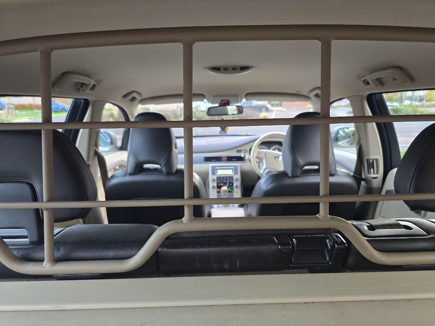 Used Volvo XC70 2011 for sale - 76990494: Photo 21