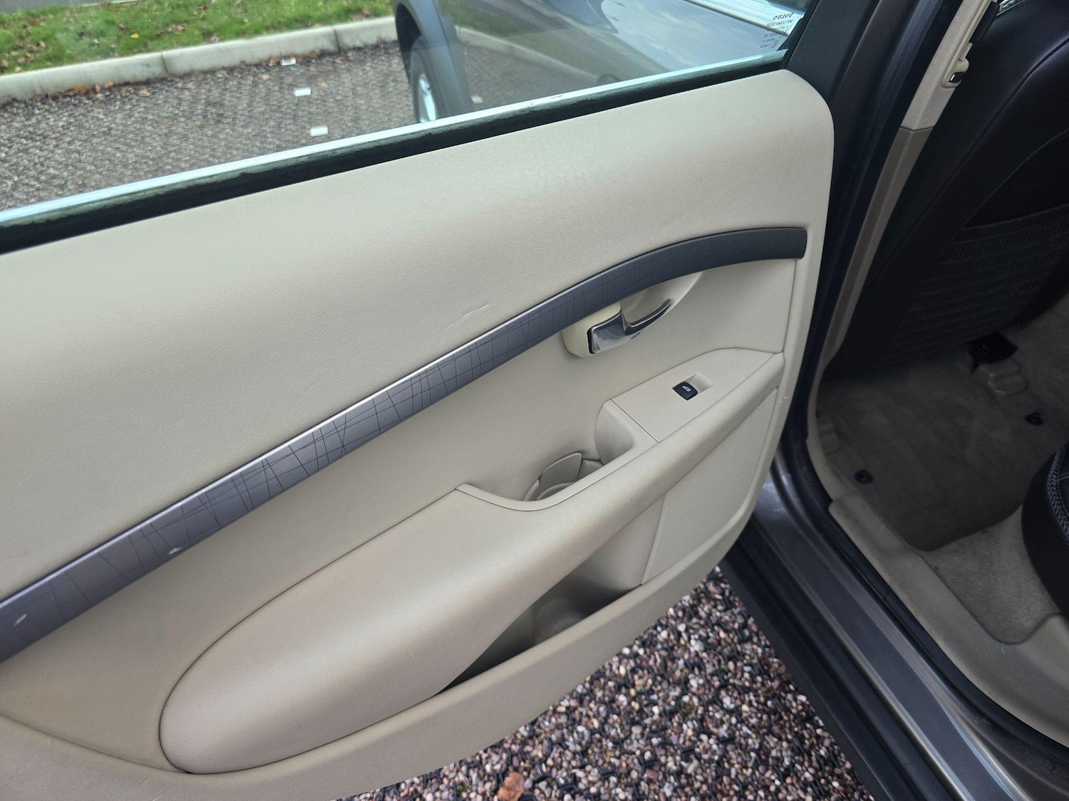 Used Volvo XC70 2011 for sale - 76990494: Photo 23