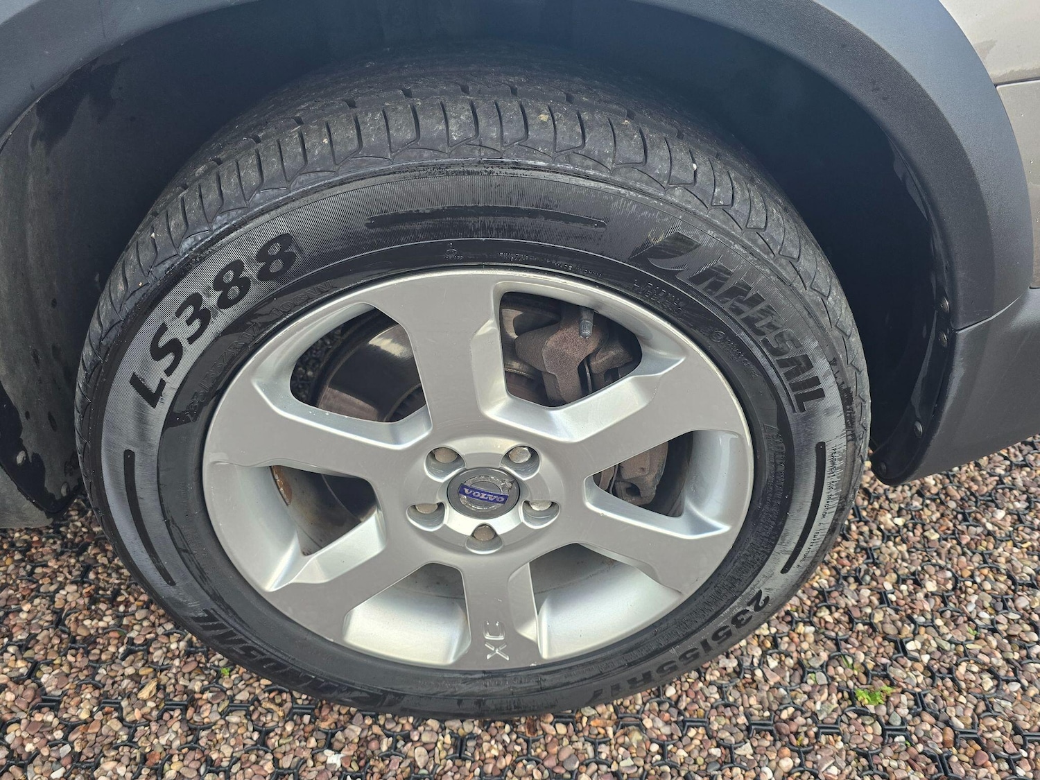 Used Volvo XC70 2011 for sale - 76990494: Photo 35