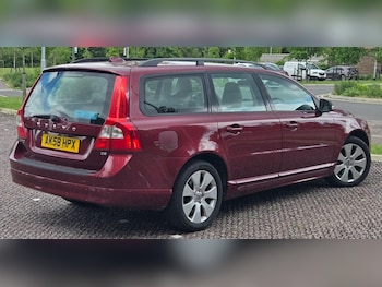 Used Volvo V70 2008 for sale - 78573377: Photo