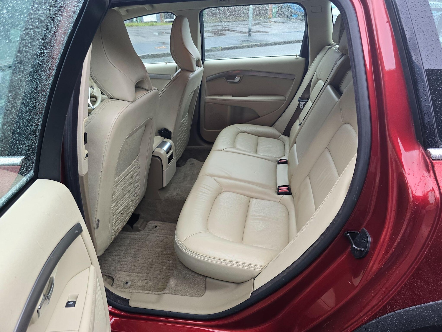 Used Volvo XC70 2011 for sale - 76528053: Photo 23