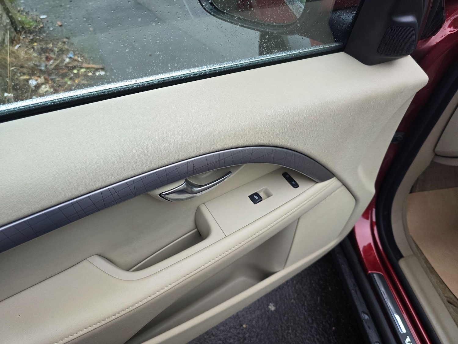 Used Volvo XC70 2011 for sale - 76528053: Photo 27