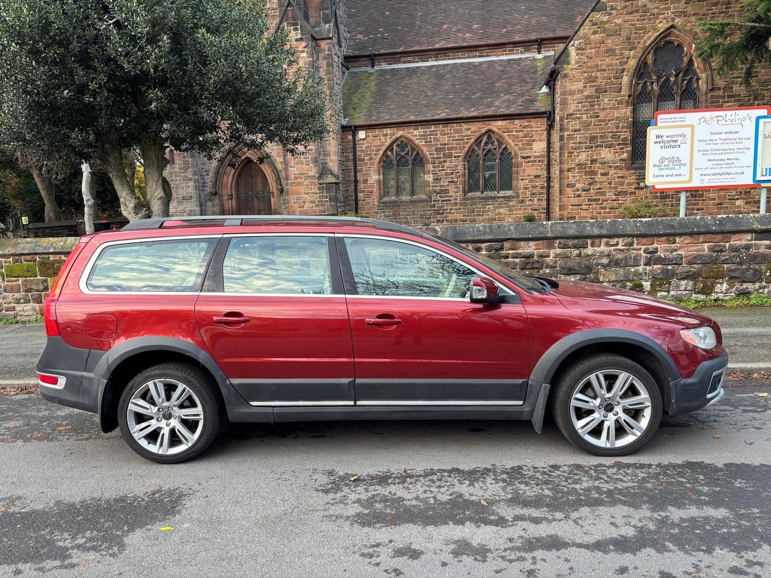 Used Volvo XC70 2011 for sale - 76528053: Photo 8